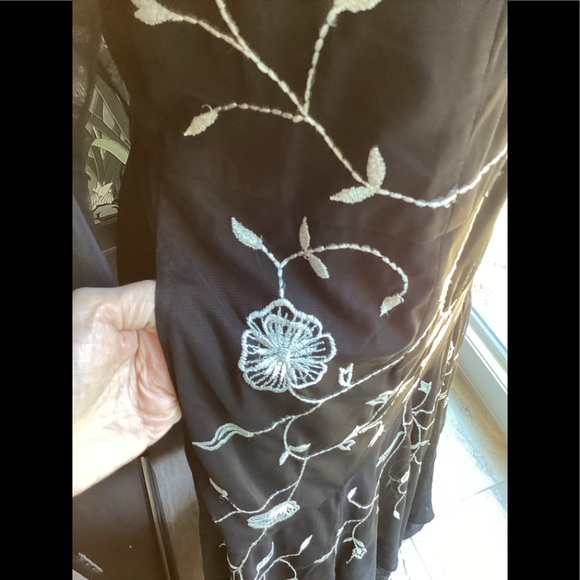 It Has Pockets! E Shakti Custom Gown. B14 - Picture 13 of 16